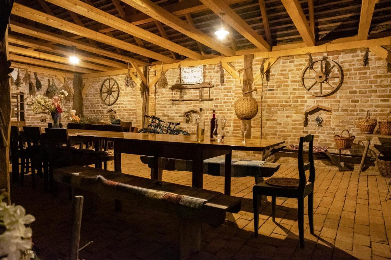 Villa Rihuini Eco Wine House Transylvania Richisu ภายนอก รูปภาพ