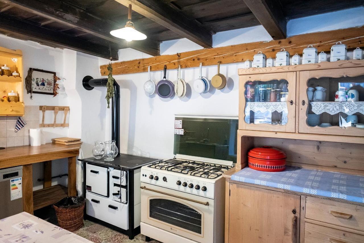 Villa Rihuini Eco Wine House Transylvania Richisu ภายนอก รูปภาพ